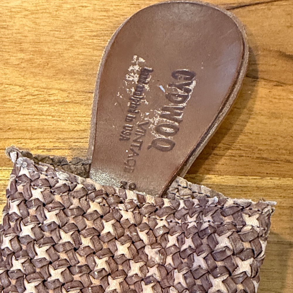 CYDWOQ Woven Pointed-Toe Mules in Brown - Picture 6 of 9